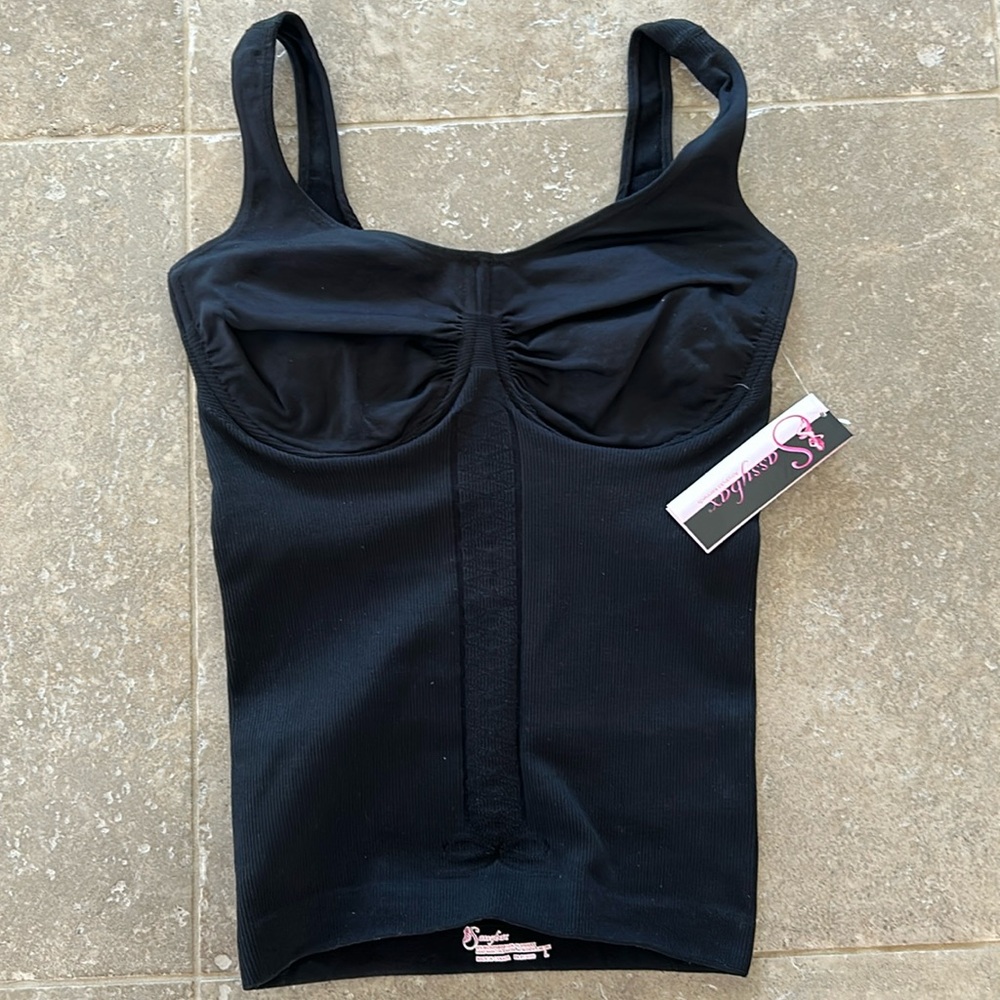 Ladies L torso and underwire bra. Black- new with tags